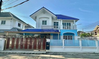 Haus zum Kauf mit 3 Zimmer in Lat Phrao, Bangkok