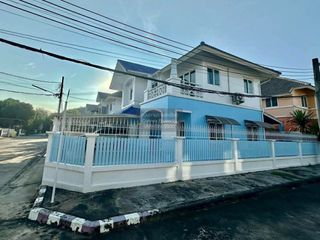 Haus zum Kauf mit 3 Zimmer in Lat Phrao, Bangkok