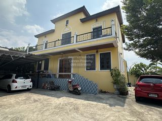 For sale 3 bedrooms house in Thawi Watthana, Bangkok