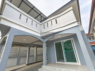 For sale 3 bedrooms house in Don Mueang, Bangkok