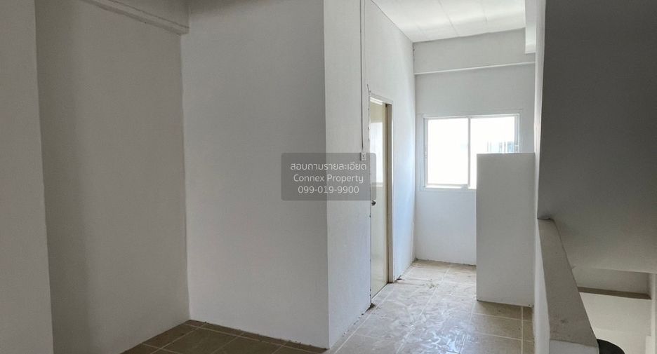 For sale 3 bedrooms retail Space in Phra Samut Chedi, Samut Prakan