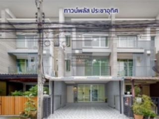 For sale 4 bedrooms townhouse in Rat Burana, Bangkok