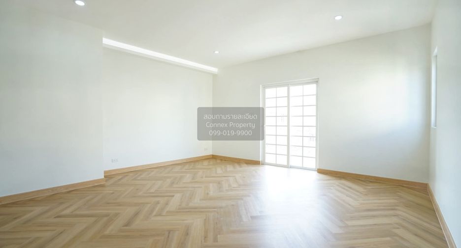 For sale 3 bedrooms house in Mueang Nonthaburi, Nonthaburi