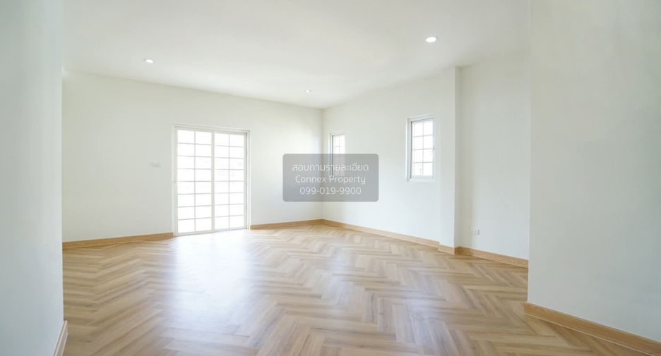 For sale 3 bedrooms house in Mueang Nonthaburi, Nonthaburi
