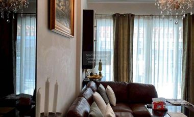 For sale 4 bedrooms townhouse in Wang Thonglang, Bangkok