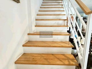 For sale 4 bedrooms townhouse in Wang Thonglang, Bangkok