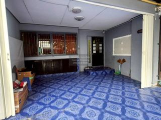 出售 3 卧室 联排别墅 在 Wang Thong Lang, 曼谷
