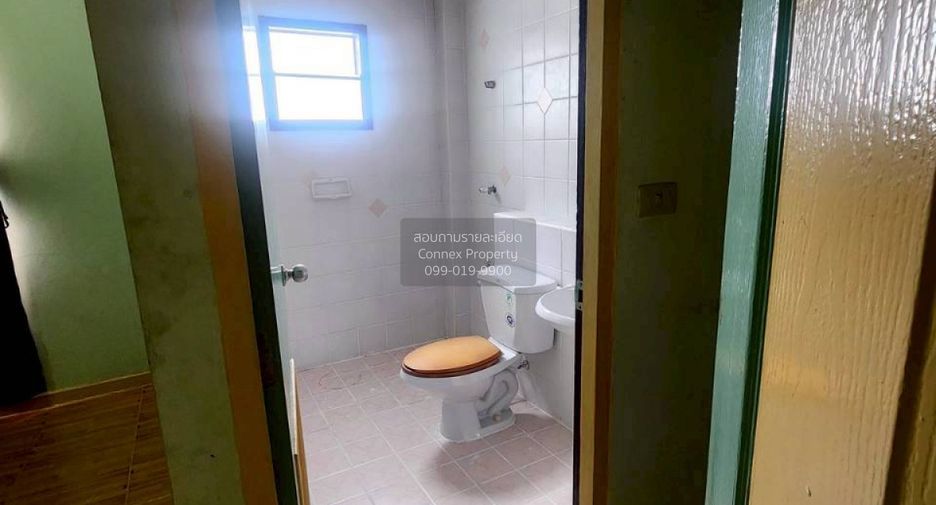 For sale 3 bedrooms townhouse in Wang Thonglang, Bangkok