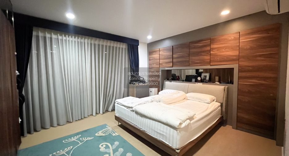 Casa adosada en venta de 3 habitaciones en Phra Pradaeng, Samut Prakan