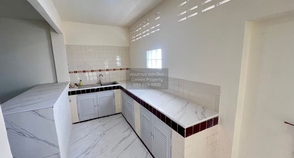 For sale 3 bedrooms townhouse in Prawet, Bangkok