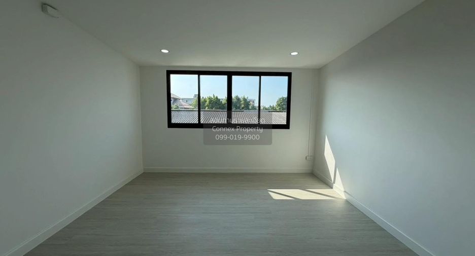 Продажа 3 спальни торговое помещение в Mueang Nonthaburi, Нонтабури