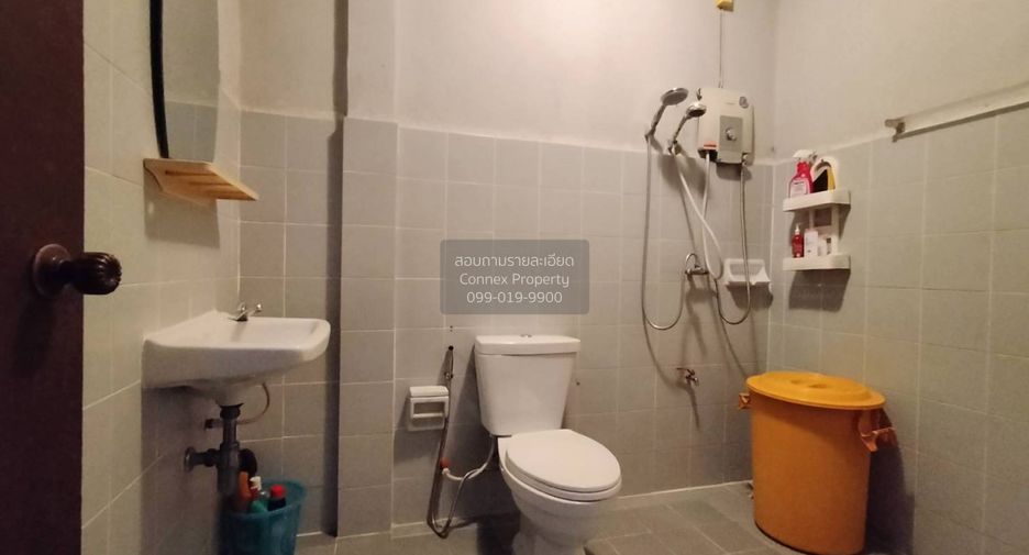 For sale 3 bedrooms townhouse in Bang Khen, Bangkok