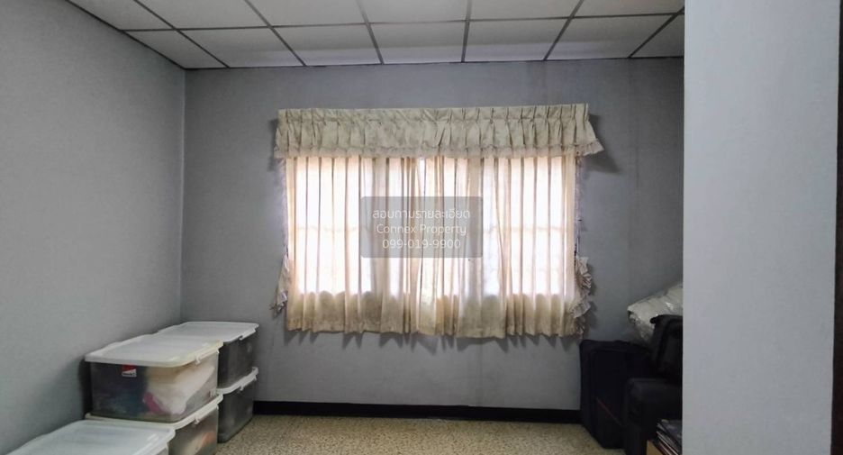 For sale 3 bedrooms townhouse in Bang Khen, Bangkok