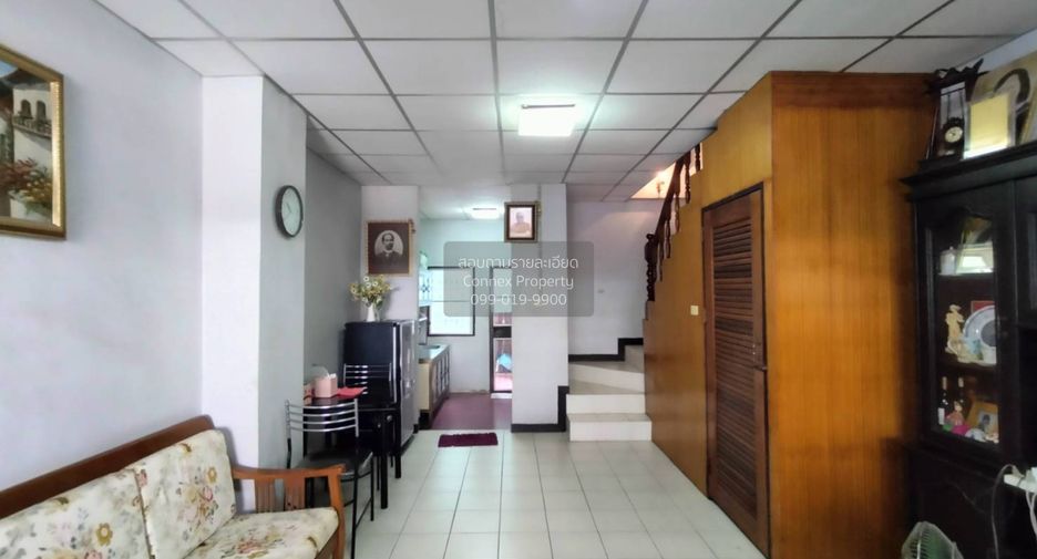 For sale 3 bedrooms townhouse in Bang Khen, Bangkok