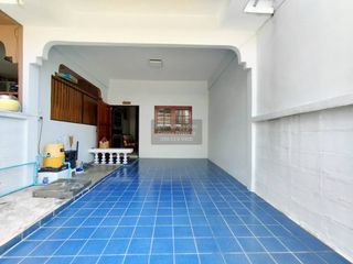For sale 3 bedrooms townhouse in Bang Khen, Bangkok