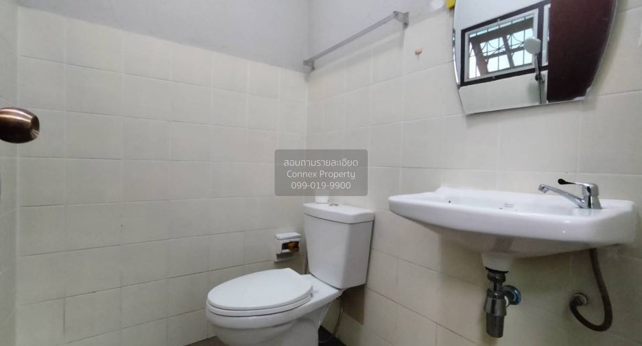 For sale 3 bedrooms townhouse in Bang Khen, Bangkok