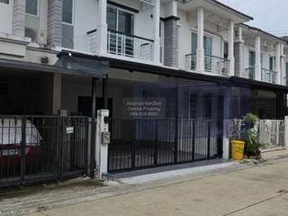 出售 3 卧室 联排别墅 在 Bang Yai, Nonthaburi