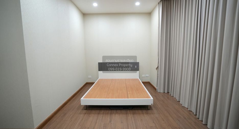 For sale 3 bedrooms townhouse in Suan Luang, Bangkok