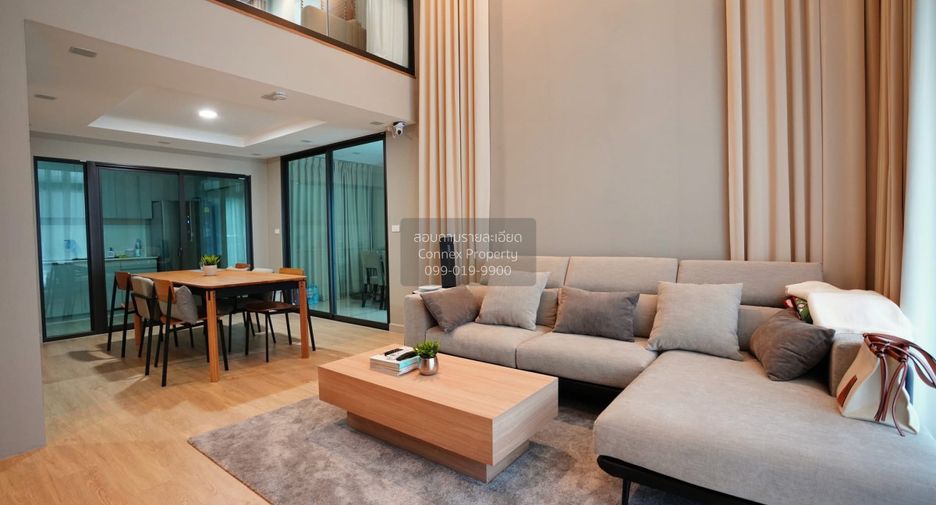 For sale 3 bedrooms townhouse in Suan Luang, Bangkok
