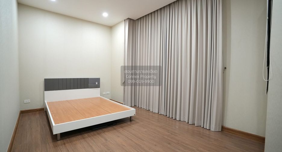 For sale 3 bedrooms townhouse in Suan Luang, Bangkok
