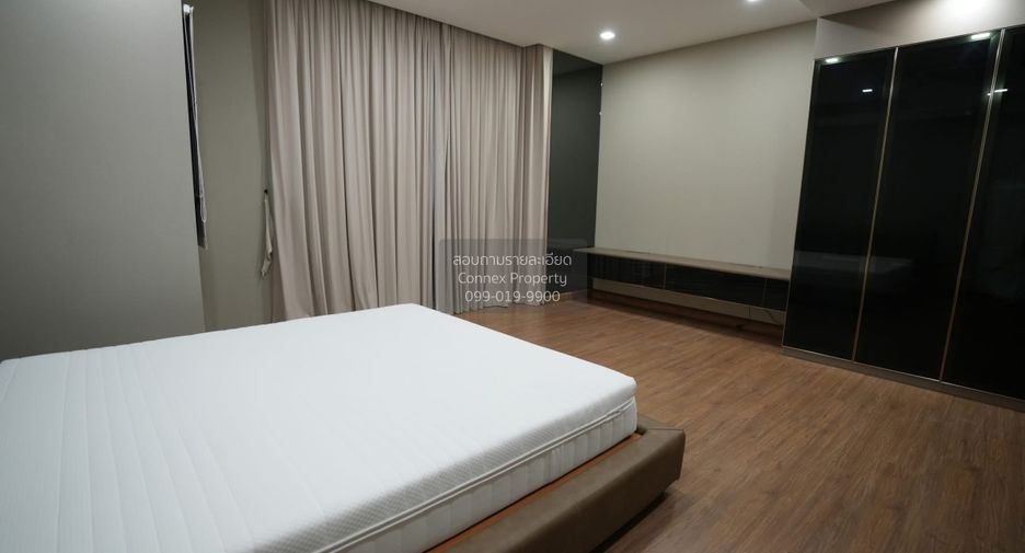 For sale 3 bedrooms townhouse in Suan Luang, Bangkok