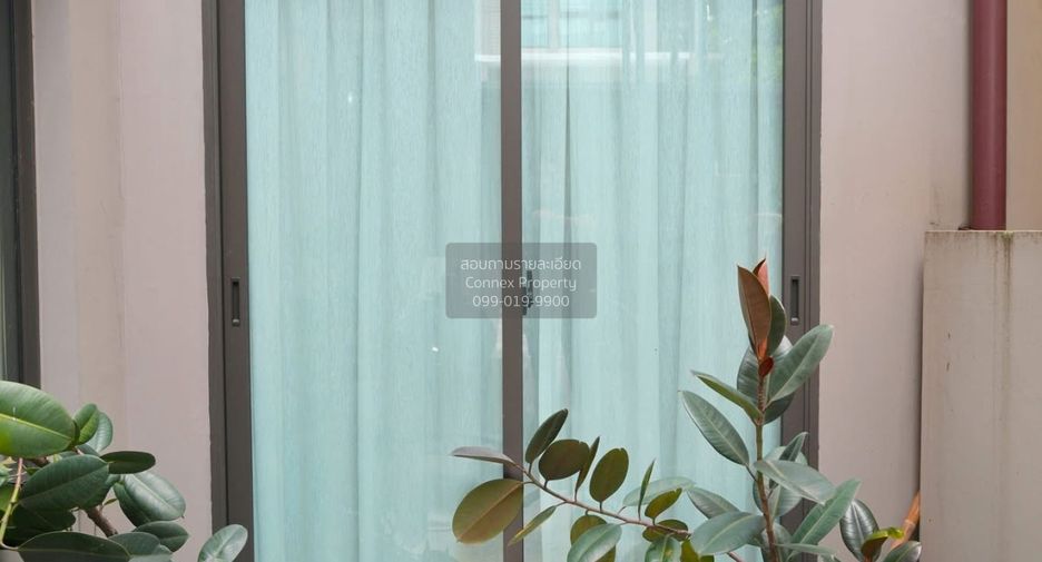 For sale 3 bedrooms townhouse in Suan Luang, Bangkok