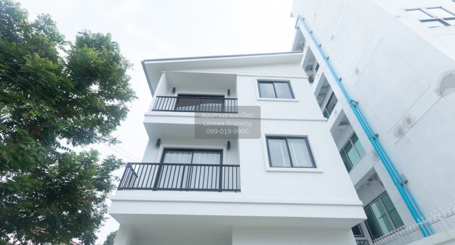 À vendre 3 chambres maison à Watthana, Bangkok