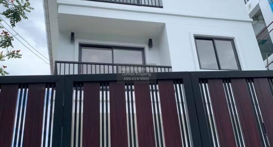 À vendre 3 chambres maison à Watthana, Bangkok