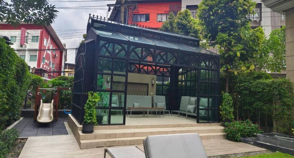 Condo en venta de 1 habitaciones en Khlong Toei, Bangkok