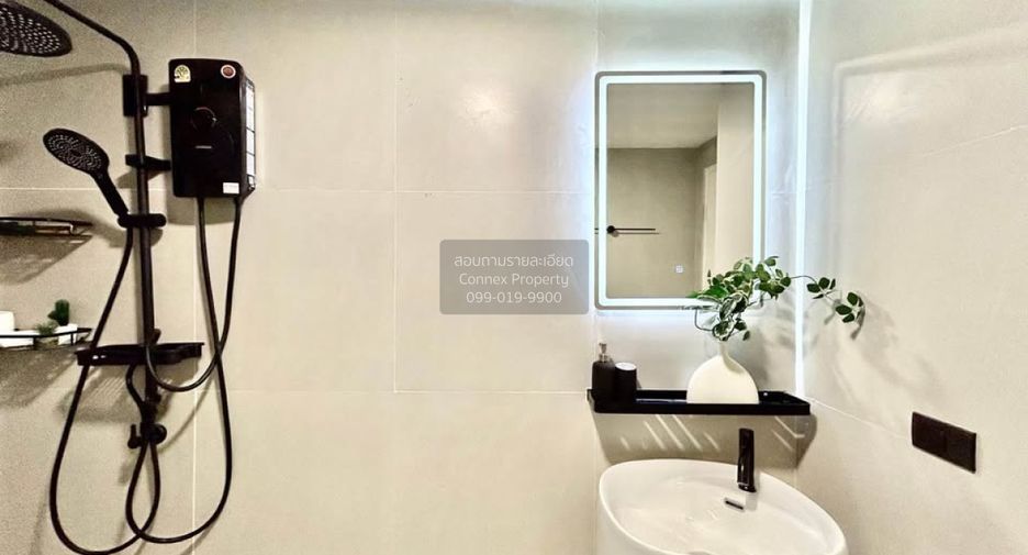 For sale 2 bedrooms condo in Phra Khanong, Bangkok