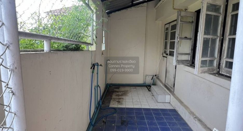 Продажа 3 спальни таунхаус в Khlong Luang, Патумтани