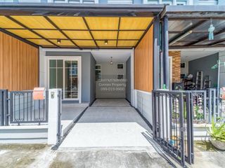 For sale 3 bedrooms townhouse in Prawet, Bangkok