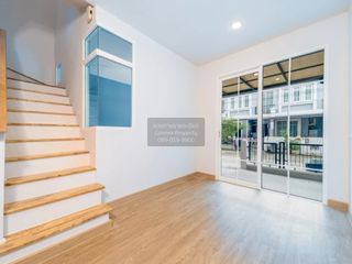 For sale 3 bedrooms townhouse in Prawet, Bangkok