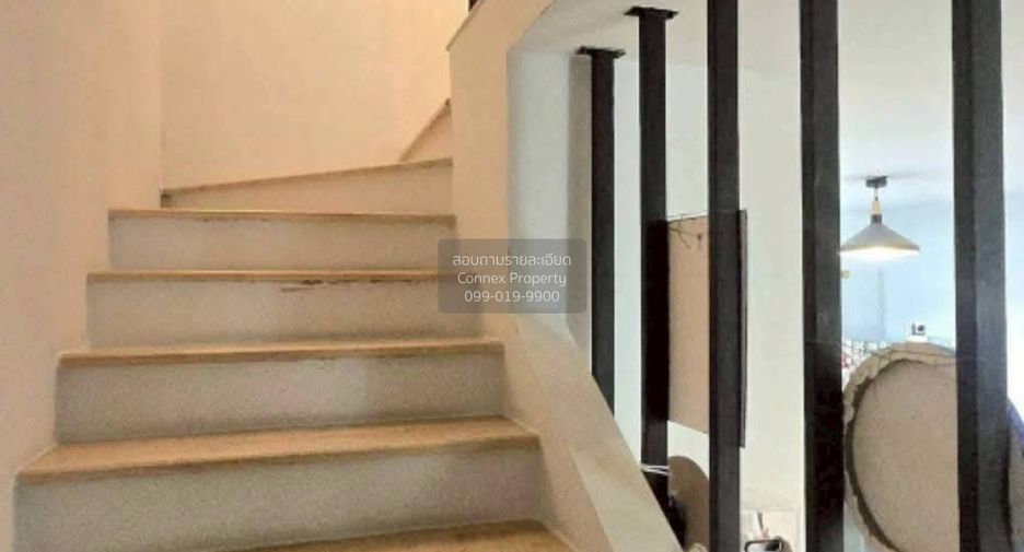 For sale 3 bedrooms townhouse in Lat Phrao, Bangkok