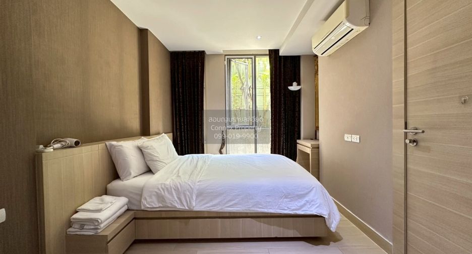 For rent 2 bedrooms condo in Sathon, Bangkok