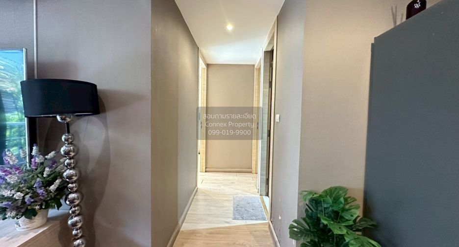 For rent 2 bedrooms condo in Sathon, Bangkok