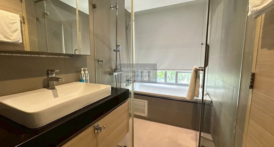 For rent 2 bedrooms condo in Sathon, Bangkok