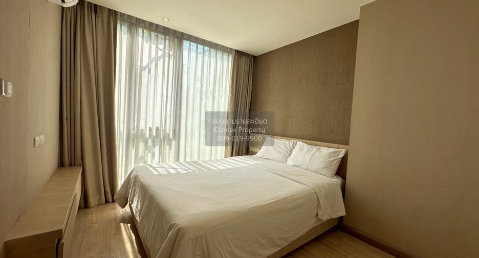 For rent 2 bedrooms condo in Sathon, Bangkok