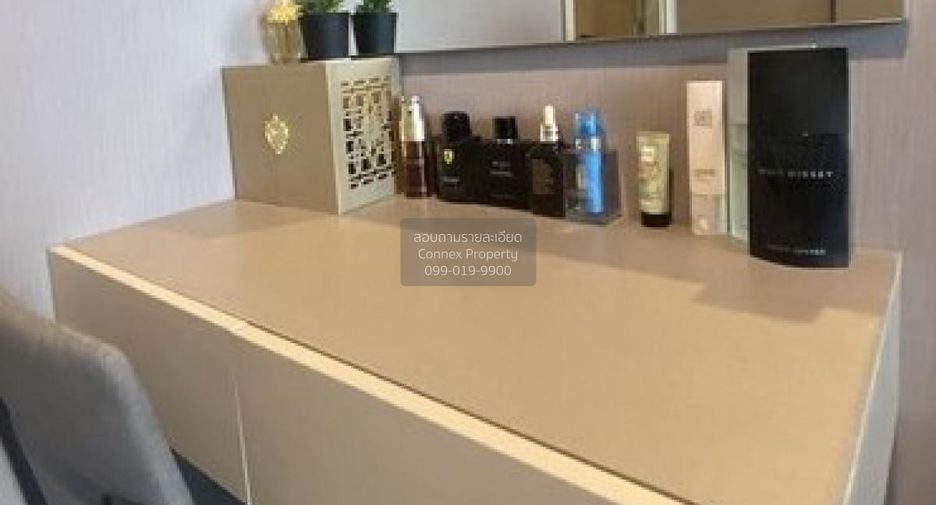 For rent 2 bedrooms condo in Phra Khanong, Bangkok