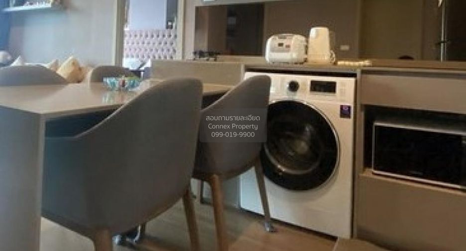 For rent 2 bedrooms condo in Phra Khanong, Bangkok