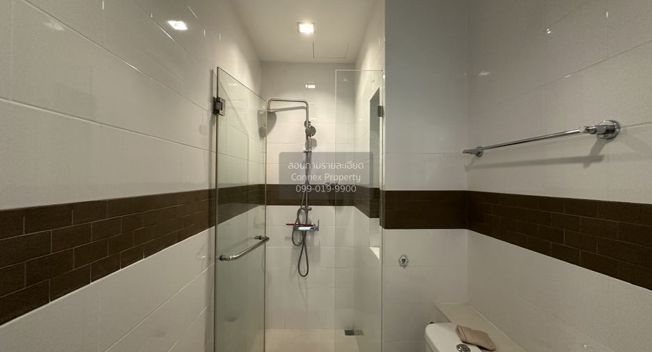 For rent 1 bed condo in Phra Khanong, Bangkok