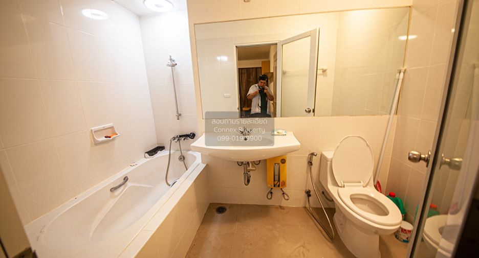 Wohnung zur Miete mit 1 Zimmer in Huai Khwang, Bangkok
