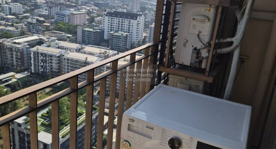 For rent 2 bedrooms condo in Khlong Toei, Bangkok