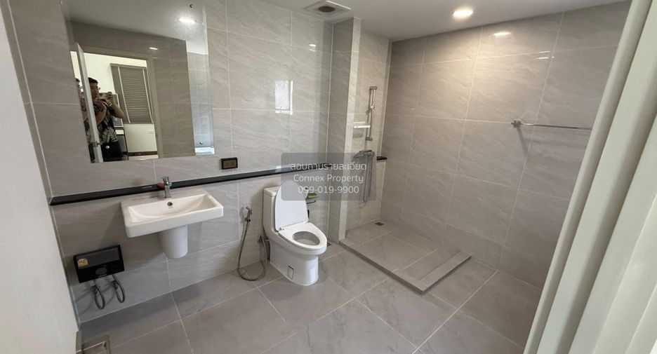 For rent 4 bedrooms house in Bang Phli, Samut Prakan