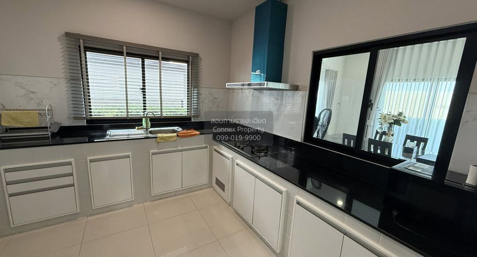 For rent 4 bedrooms house in Bang Phli, Samut Prakan