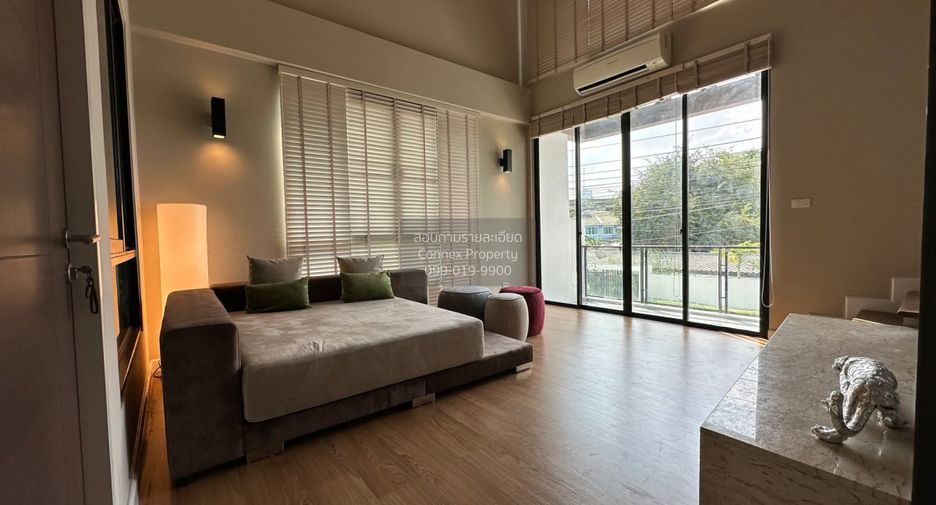 Reihenhaus zur Miete mit 3 Zimmer in Khlong Toei, Bangkok