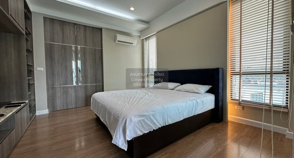Reihenhaus zur Miete mit 3 Zimmer in Khlong Toei, Bangkok