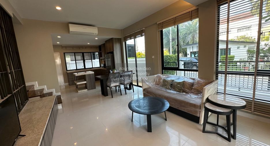 Reihenhaus zur Miete mit 3 Zimmer in Khlong Toei, Bangkok