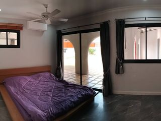Casa en alquiler y en venta de 3 habitaciones en Bang Lamung, Chonburi