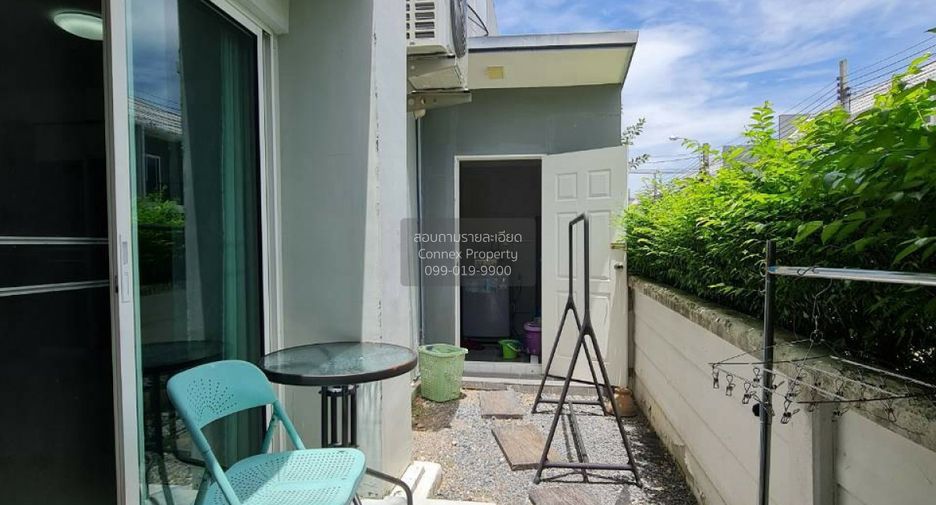 出租 3 卧室 联排别墅 在 Khlong Sam Wa, 曼谷